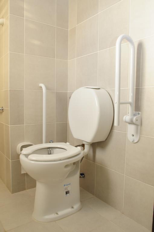 Hotel Euzko Alkartasuna Macachín Buitenkant foto