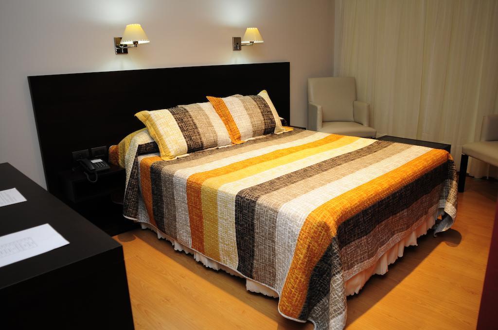 Hotel Euzko Alkartasuna Macachín Kamer foto